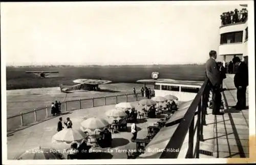 CPA Lyon Rhône, Port Aerien de Bron, Terrasse du Buffet-Hotel