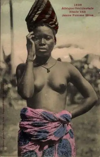 Ak barbusige junge Frau Mina