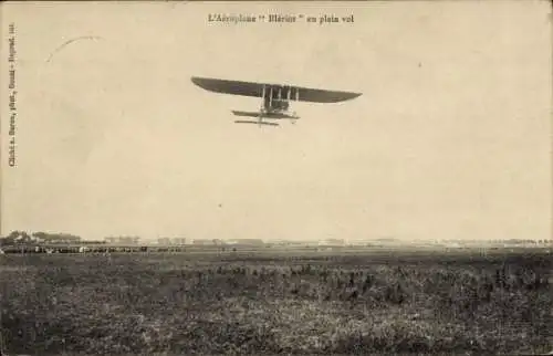 CPA L'Aéroplane Blériot en plein vol