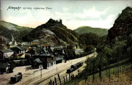 Ak Altenahr im Ahrtal, Vorn: Blick auf  grüne Landschaft, Häuser, schwarzes Kreuz