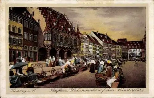 Ak Altstadt Freiburg im Breisgau, Wochenmarkt auf dem Münsterplatz, historische Gebäude, Markt...