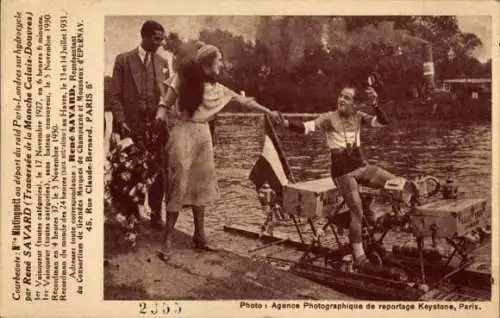 Ak Mistinguett, Raid Paris Londre sur hydrocycle, Tretboot