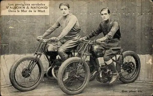 CPA Les prodigeux acrobates Walson & Antonio