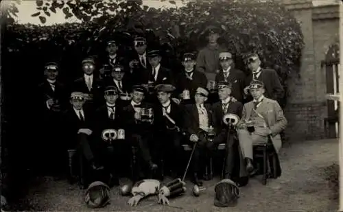 Studentika Foto Ak Studenten-Gruppenfoto, Bier, Säbel