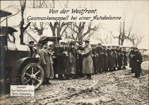 Ak Westfront, Gasmaskenappell bei einer Autokolonne, I WK