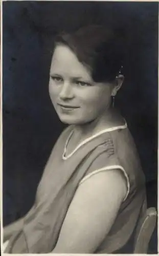 Foto Ak Frauenportrait