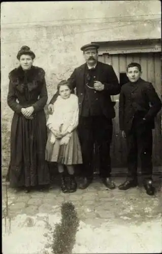 Foto Ak Familie, Portrait