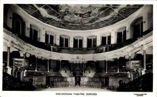 Ak Oxford Oxfordshire England, Sheldonian Theatre, Innenansicht, Historische Architektur