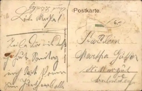 Ak Bischofswerda in Sachsen, Altmarkt, historische Gebäude, gepflasterte Fläche, Personen, Fah...