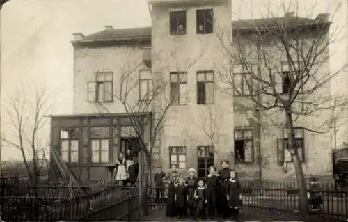 Foto Ak Seitschen Göda in der Oberlausitz, Wohnhaus, Anwohner