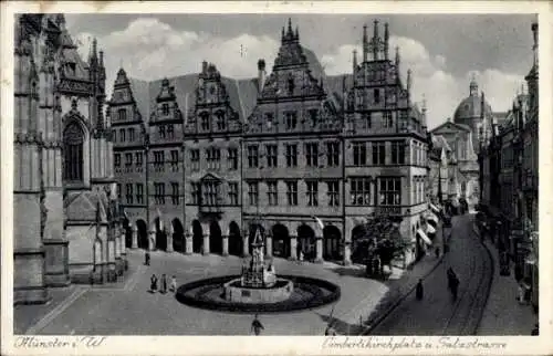 Ak Münster in Westfalen, Stadtplatz mit n Gebäuden, Brunnen, straßliche Ansichten