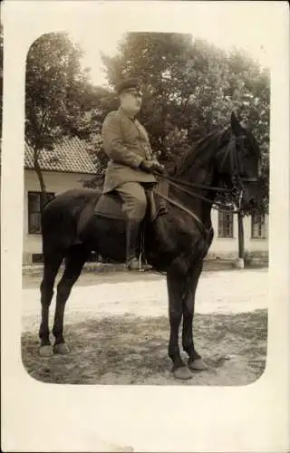 Foto Ak kaiserlicher Soldat zu Pferde