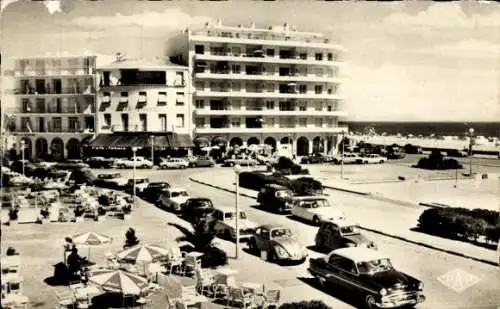 Ak Canet d'Aude, Strand, Parkende Autos