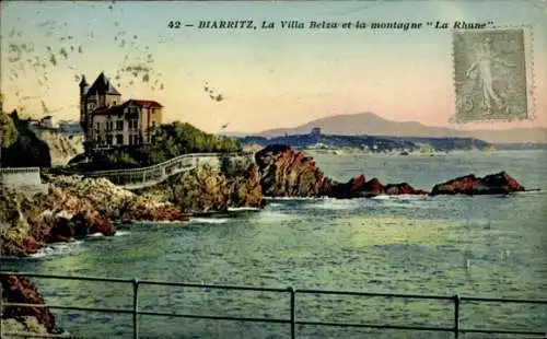 Ak Biarritz Pyrénées Atlantiques,  La Villa Belza und die Berge "La Rhune".