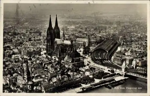 Ak Köln am Rhein, Luftaufnahme, Dom, Bahnhof