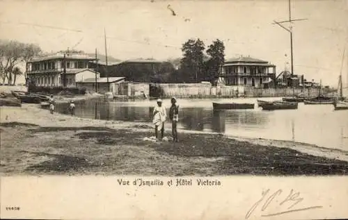 Ak Ismailia Ägypten, Blick auf Ismailia, Hôtel Victoria, Boote, Strand, Fischer
