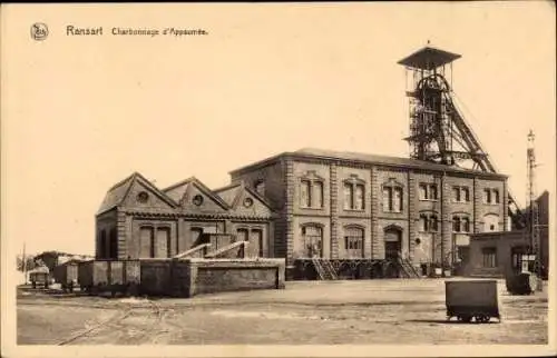 Ak Ransart Charleroi Wallonien Hennegau, Zeche Charbonnage, Gebäude mit Förderturm, Industriea...