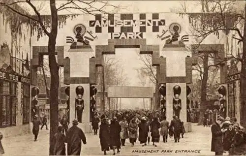 PC British Empire Exhibition 1924, Amusement Park Entrance