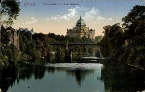 Ak Görlitz in der Lausitz, Neissepartie, Ruhmeshalle, Fluss, Brücke