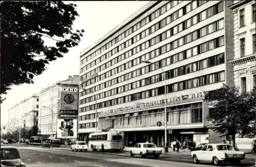 Ak Minsk Weißrussland, Minsk Hotel, Kino, Gorky Street, historische Architektur, Straßenverkehr