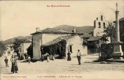 CPA Encausse Haute Garonne, Église et le village