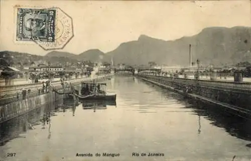 Ak Rio de Janeiro Brasilien, Avenida do Mangue, Boot auf dem Wasser, Berge im Hintergrund