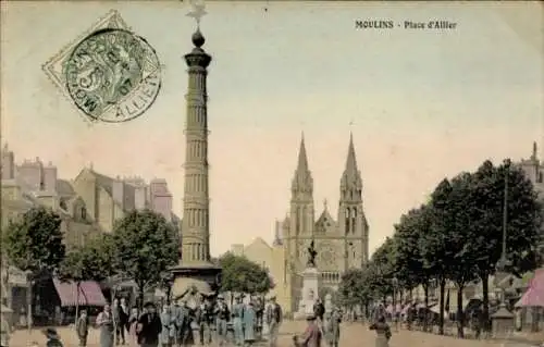 Ak Moulins Allier, Place d'Allier, Säule, Kirchen, Menschenmenge