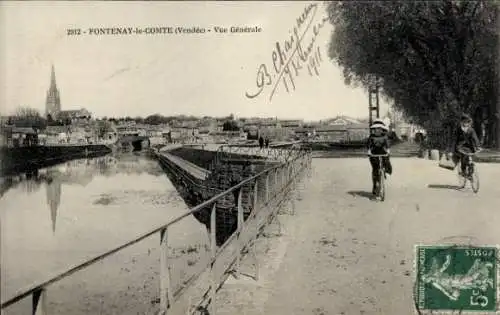 Ak Fontenay le Comte Vendée, Gesamtansicht