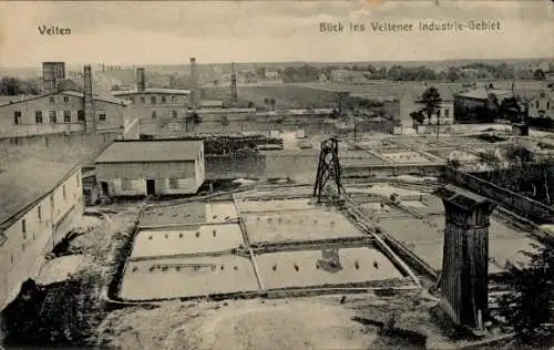 Ak Velten in der Mark, Industriegebiet, Fabrikgebäude, Wasserbecken, Förderturm, ländliche Umgebu