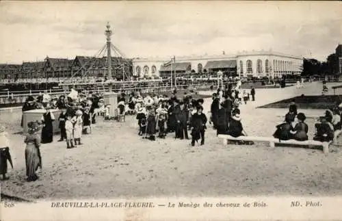 CPA Deauville La Plage Fleurie Calvados, Manege des chevaux de Bois