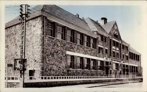 Ak Sainte Genevieve des Bois Essonne, Groupe Scolaire Ferdinand-Buisson