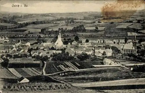 Ak Ostritz in der Oberlausitz, Gesamtansicht, Kirchen