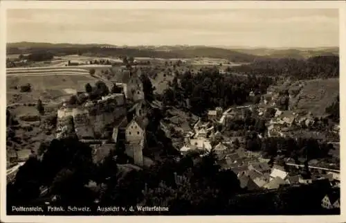 Ak Pottenstein in Oberfranken, Blick auf Schloss und Landschaft, Postkarte aus der Fränkischen...