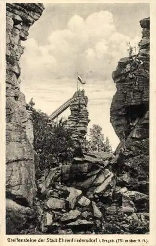Ak Ehrenfriedersdorf im Erzgebirge, Greifensteine, natürliche Felsformationen, Besucher mit Fl...