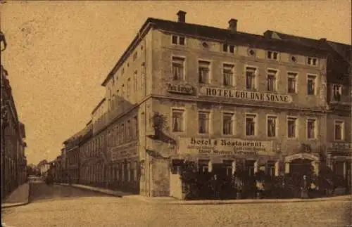 Ak Bischofswerda in Sachsen, Hotel Goldne Sonne, Hotel & Restaurant, Schwarz-Weiß-Foto, histor...