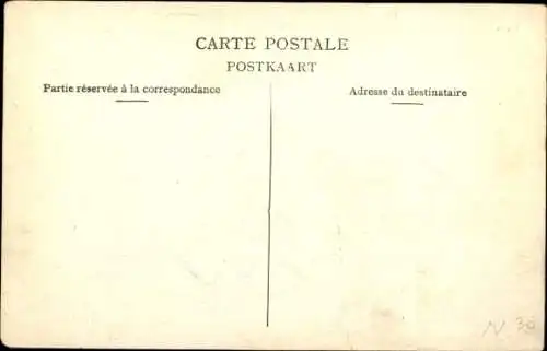 Ak Republik Kongo Französisch Kongo, Zwei Häptlinge der Urua mit Gefolge in M'Pweto