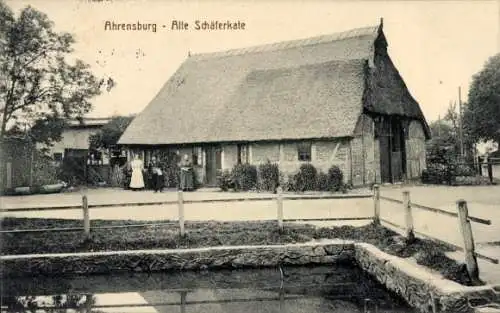 Ak Ahrensburg in Holstein, Alte Schäferkate