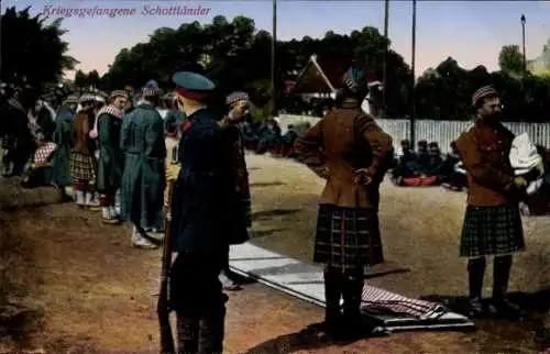 Ak Kriegsgefangene Schottländer, Schotten, Kilt, I WK
