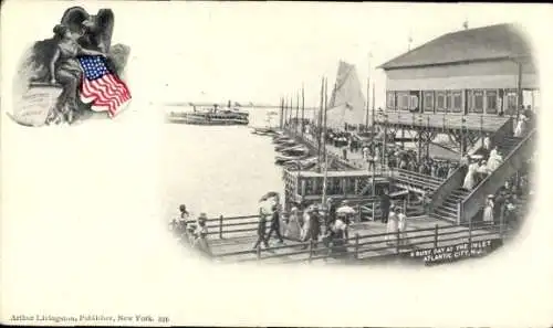 Ak Atlantic City New Jersey USA, Menschenmenge, Pier, Hafen, Boote, Flagge der USA, historisch...