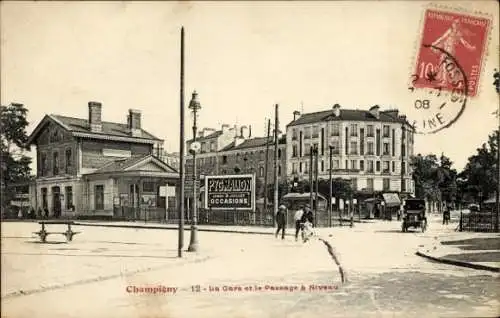 Ak Champigny sur Marne Val de Marne, Gare und Passage à Nivesu,  , französische Republik