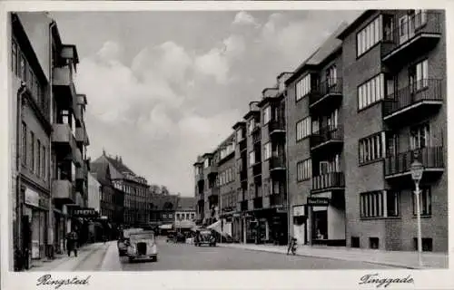 Ak Ringsted Dänemark, Stadtansicht  Straßenansicht,  historischen Gebäude, Autos