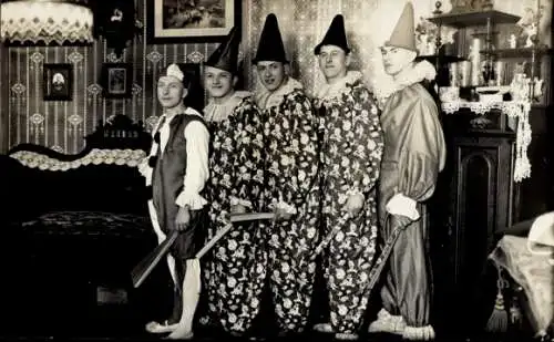 Foto Ak Karneval, Gruppe Harlekins