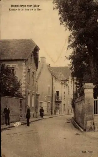 CPA Bernières sur Mer Calvados, Rue de la Mer