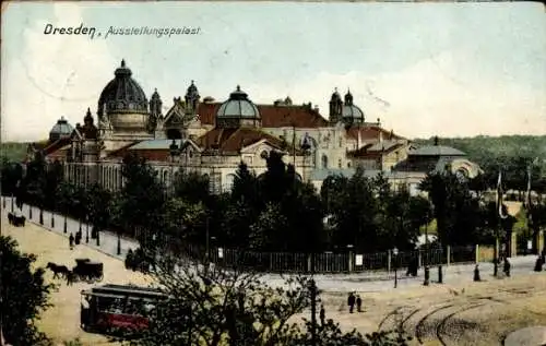 Ak Dresden, Ausstellungspalast, Gesamtansicht, Allee