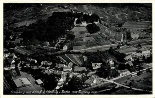 Ak Ortenberg in Baden, Schloss Ortenberg, Fliegeraufnahme