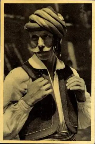 Ak Bosnien-Herzegowina, Alter Mann in Tracht, Schnurrbart, Weste