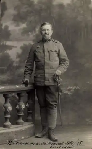 Foto Ak Portrait KuK Offizier mit Säbel
