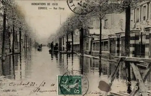 Ak Corbeil Essonne, Hochwasser 1910 in  Rue Feray