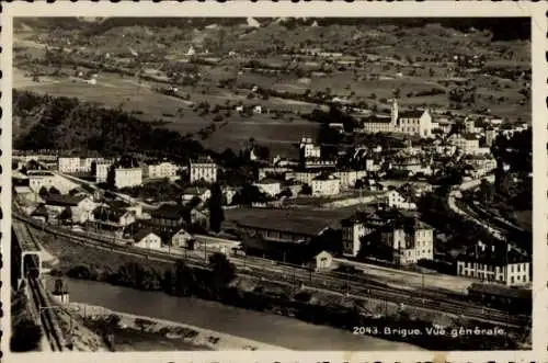 Ak Brigue Brig Glis Kanton Wallis, Landschaftsansicht, Stadtansicht, Bahngleise, Gebäude