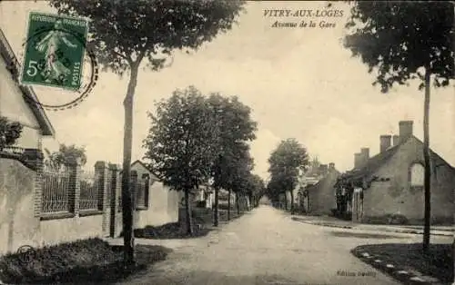 CPA Vitry-aux-Loges Loiret, Avenue de la Gare